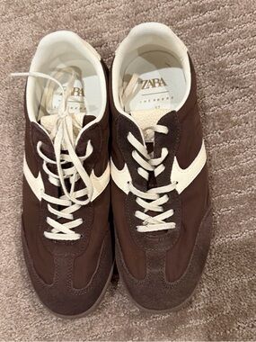 ZARA Women’s Brown & White Retro Runner Sneakers